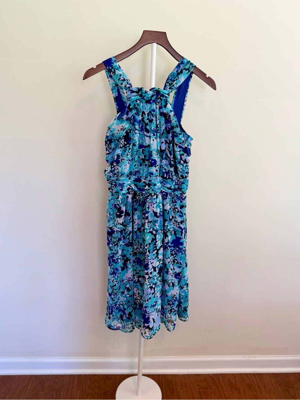 New York & Company Blue Floral Halter Fit Flare Dress Size 2 Summer Vacation